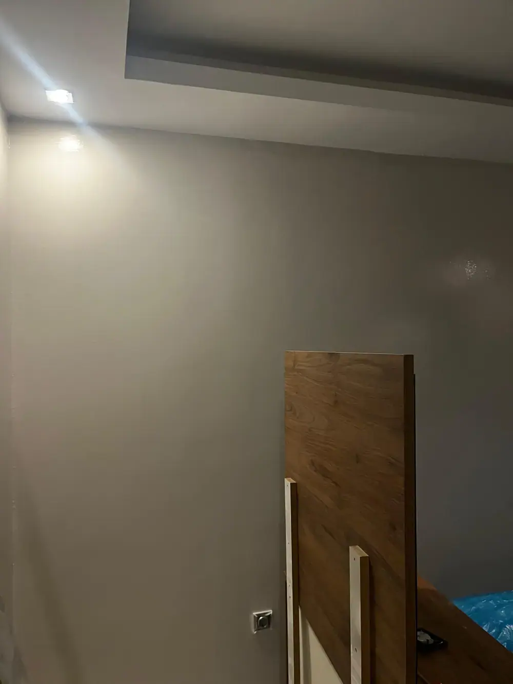 studio.imageAlt